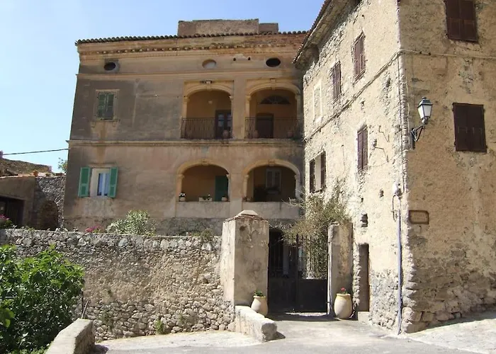 Vos Vacances A Lama France Corse